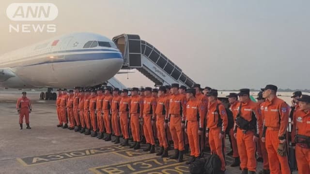 <p>ミャンマー<ruby><rb><span class="unknown" word="大">大</span></rb><rt>だい</rt></ruby><ruby><rb><span class="jlpt-n4" word="地震">地震</span></rb><rt>じしん</rt></ruby>　<ruby><rb><span class="unknown" word="死者">死者</span></rb><rt>ししゃ</rt></ruby>1600<ruby><rb><span class="jlpt-n5" word="人">人</span></rb><rt>にん</rt></ruby><ruby><rb><span class="jlpt-n1" word="超">超</span></rb><rt>ちょう</rt></ruby>　<ruby><rb><span class="unknown" word="各国">各国</span></rb><rt>かっこく</rt></ruby>から<ruby><rb><span class="unknown" word="支援">支援</span></rb><rt>しえん</rt></ruby>　<ruby><rb><span class="jlpt-n3" word="救助">救助</span></rb><rt>きゅうじょ</rt></ruby><ruby><rb><span class="jlpt-n3" word="活動">活動</span></rb><rt>かつどう</rt></ruby><ruby><rb><span class="jlpt-n4" word="続く">続</rb><rt>つづ</rt></ruby>く</span></p>