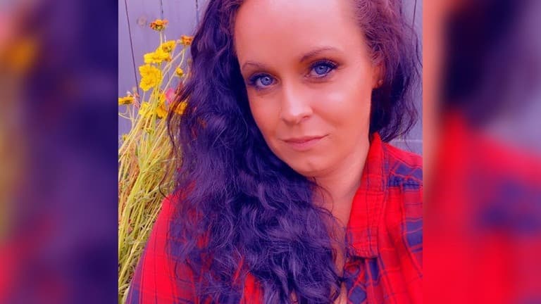 事故で車が転落　車中に閉じ込められた女性、６日ぶり救出　米インディアナ州