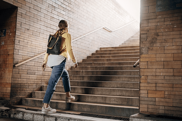 <p>１<ruby><rb><span class="jlpt-n4" word="日">日</span></rb><rt>にち</rt></ruby>わずか<ruby><rb><span class="jlpt-n3" word="数">数</span></rb><rt>すう</rt></ruby><ruby><rb><span class="jlpt-n3" word="分">分</span></rb><rt>ふん</rt></ruby>でＯＫ、「エクササイズスナック」でがんの<ruby><rb><span class="unknown" word="発症">発症</span></rb><rt>はっしょう</rt></ruby><ruby><rb><span class="jlpt-n3" word="率">率</span></rb><rt>りつ</rt></ruby>や<ruby><rb><span class="unknown" word="認知">認知</span></rb><rt>にんち</rt></ruby><ruby><rb>症</rb><rt>しょう</rt></ruby>リスクが<ruby><rb><span class="unknown" word="低減">低減</span></rb><rt>ていげん</rt></ruby></p>