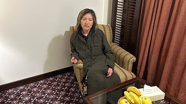 <p>タリバン、<span class="unknown" word="２月">２月</span>に<ruby><rb><span class="jlpt-n1" word="拘束">拘束</span></rb><rt>こうそく</rt></ruby>の<ruby><rb><span class="unknown" word="米国">米国</span></rb><rt>べいこく</rt></ruby><ruby><rb><span class="jlpt-n5" word="人">人</span></rb><rt>じん</rt></ruby><ruby><rb><span class="jlpt-n4" word="女性">女性</span></rb><rt>じょせい</rt></ruby>を<ruby><rb><span class="jlpt-n2" word="解放">解放</span></rb><rt>かいほう</rt></ruby></p>