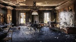 <ruby ><rb><span class="jlpt-n3" word="知事">知事</span></rb><rt>ちじ</rt></ruby>の<ruby ><rb><span class="jlpt-n5" word="家">家</span></rb><rt>いえ</rt></ruby>に<ruby ><rb><span class="jlpt-n4" word="火">火</span></rb><rt>ひ</rt></ruby>をつけた<ruby ><rb><span class="jlpt-n5" word="人">人</span></rb><rt>ひと</rt></ruby>、<ruby ><rb><span class="unknown" word="保釈">保釈</span></rb><rt>ほしゃく</rt></ruby>されず