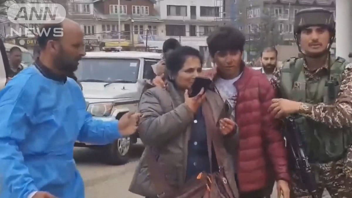 カシミールのリゾートでうちあい　26人が死にました