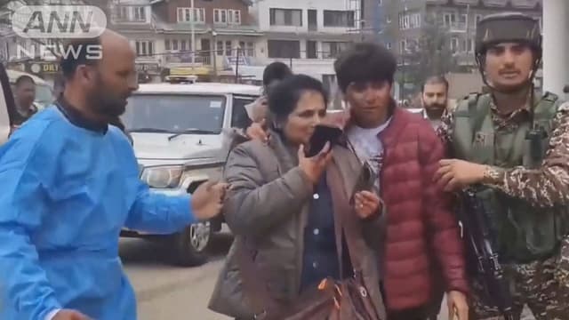 カシミールのリゾートでうちあい　<ruby ><rb>26<span class="jlpt-n5" word="人">人</span></rb><rt>にじゅうろくにん</rt></ruby>が<ruby ><rb>死</rb><rt>し</rt></ruby>にました