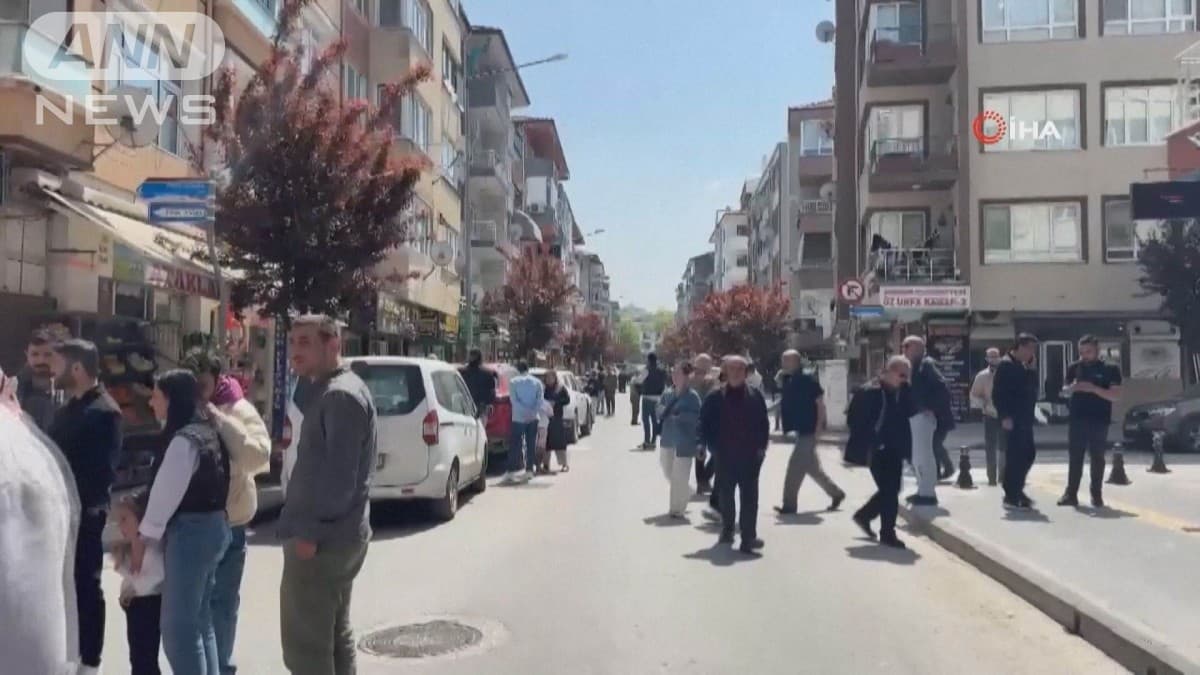 イスタンブールで大きな地震　151人けが