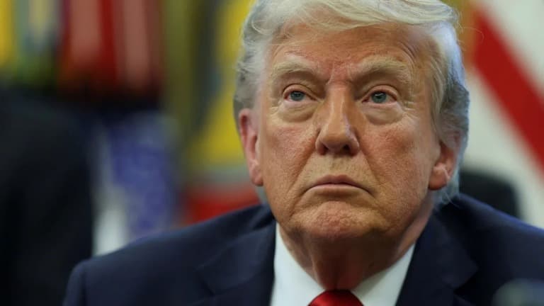 トランプ大統領、経済の人気が下がりＦＯＸニュースを強く批判