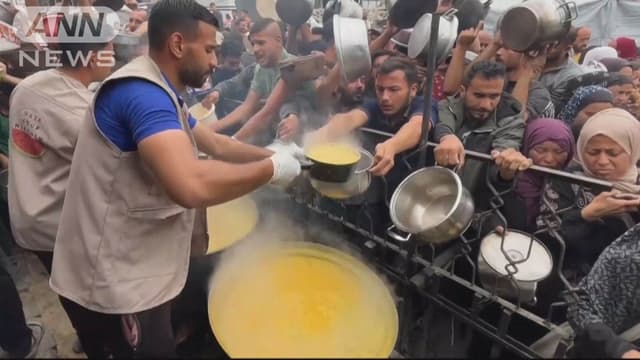 ガザ<ruby ><rb><span class="jlpt-n3" word="地区">地区</span></rb><rt>ちく</rt></ruby>で<ruby ><rb><span class="jlpt-n3" word="食料">食料</span></rb><rt>しょくりょう</rt></ruby>がなくなる　<ruby ><rb><span class="jlpt-n1" word="国連">国連</span></rb><rt>こくれん</rt></ruby>WFPが<ruby ><rb><span class="unknown" word="支援">支援</span></rb><rt>しえん</rt></ruby>を<ruby ><rb><span class="jlpt-n3" word="求める">求</rb><rt>もと</rt></ruby>める</span>