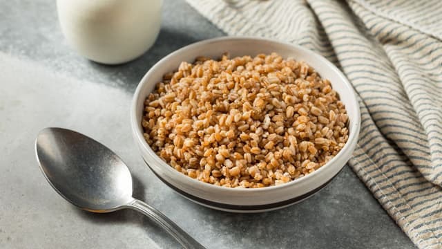 <ruby ><rb><span class="unknown" word="市販">市販</span></rb><rt>しはん</rt></ruby>の<ruby ><rb><span class="jlpt-n4" word="米">米</span></rb><rt>こめ</rt></ruby>から<ruby ><rb><span class="unknown" word="ヒ素">ヒ素</span></rb><rt>ひそ</rt></ruby>と<ruby ><rb>カドミウム</rb><rt>カドミウム</rt></ruby>が<ruby ><rb><span class="jlpt-n4" word="見つかる">見</rb><rt>み</rt></ruby>つかる</span>