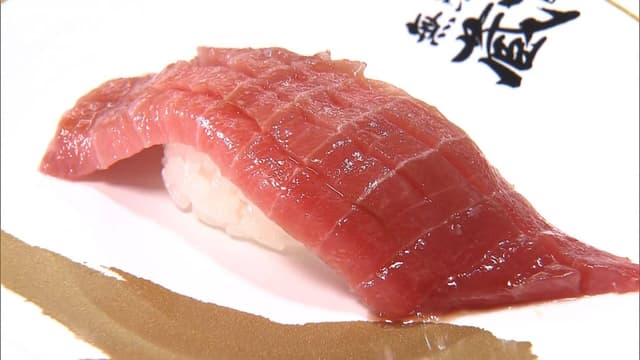 <ruby ><rb>くら<span class="unknown" word="寿司">寿司</span></rb><rt>くらずし</rt></ruby>の<ruby ><rb><span class="jlpt-n5" word="高い">高</rb><rt>たか</rt></ruby>い</span><span class="jlpt-n3" word="お">お</span>すしや<span class="jlpt-n1" word="さん">さん</span>、<ruby ><rb><span class="jlpt-n2" word="関東">関東</span></rb><rt>かんとう</rt></ruby>にあたらしく<span class="jlpt-n1" word="オープン">オープン</span>