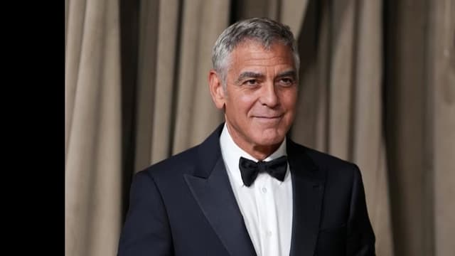 <span class="" word="ジ">ジ</span><span class="" word="ョ">ョ</span><span class="" word="ー">ー</span><span class="" word="ジ">ジ</span><span class="" word="・">・</span><span class="" word="ク">ク</span><span class="" word="ル">ル</span><span class="" word="ー">ー</span><span class="" word="ニ">ニ</span><span class="" word="ー">ー</span><span class="jlpt-n1" word="さん">さん</span><span class="" word="、">、</span><ruby ><rb><span class="" word="子">子</span></rb><rt>こ</rt></ruby><span class="" word="ど">ど</span><span class="" word="も">も</span><span class="" word="の">の</span><span class="" word="た">た</span><span class="" word="め">め</span><span class="" word="に">に</span><span class="" word="フ">フ</span><span class="" word="ラ">ラ</span><span class="" word="ン">ン</span><span class="" word="ス">ス</span><span class="" word="へ">へ</span><ruby ><rb><span class="" word="引">引</span></rb><rt>ひ</rt></ruby><span class="" word="っ">っ</span><span class="" word="こ">こ</span><span class="" word="す">す</span>