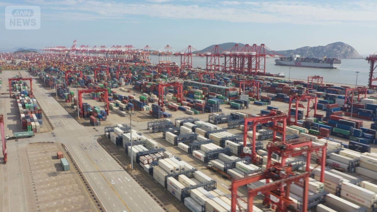 中国、アメリカの船に新しいお金をとる