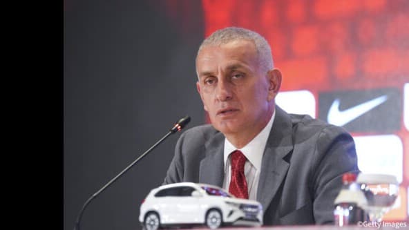 <span class="" word="ト">ト</span><span class="" word="ル">ル</span><span class="" word="コ">コ</span><span class="" word="サ">サ</span><span class="" word="ッ">ッ</span><span class="" word="カ">カ</span><span class="" word="ー">ー</span><ruby ><rb><span class="unknown" word="界">界</span></rb><rt>かい</rt></ruby><span class="" word="に">に</span><span class="" word="お">お</span><span class="" word="け">け</span><span class="" word="る">る</span><ruby ><rb><span class="unknown" word="前代">前代</span><span class="unknown" word="未聞">未聞</span></rb><rt>ぜんだいみもん</rt></ruby><span class="" word="の">の</span><ruby ><rb><span class="unknown" word="賭博">賭博</span></rb><rt>とばく</rt></ruby><span class="" word="ス">ス</span><span class="" word="キ">キ</span><span class="" word="ャ">ャ</span><span class="" word="ン">ン</span><span class="" word="ダ">ダ</span><span class="" word="ル">ル</span><span class="" word="―">―</span><span class="" word="―">―</span><span class="" word="1">1</span><span class="" word="5">5</span><span class="" word="2">2</span><ruby ><rb><span class="jlpt-n3" word="名">名</span></rb><rt>めい</rt></ruby><span class="" word="の">の</span><ruby ><rb><span class="jlpt-n3" word="審判">審判</span><span class="jlpt-n1" word="員">員</span></rb><rt>しんぱんいん</rt></ruby><span class="" word="が">が</span><ruby ><rb><span class="jlpt-n1" word="関与">関与</span></rb><rt>かんよ</rt></ruby><span class="" word="、">、</span><ruby ><rb><span class="jlpt-n3" word="組織">組織</span></rb><rt>そしき</rt></ruby><ruby ><rb><span class="jlpt-n1" word="改革">改革</span></rb><rt>かいかく</rt></ruby><span class="" word="の">の</span><ruby ><rb><span class="jlpt-n4" word="必要">必要</span><span class="jlpt-n3" word="性">性</span></rb><rt>ひつようせい</rt></ruby><span class="" word="が">が</span><ruby ><rb><span class="" word="浮">浮</span></rb><rt>う</rt></ruby><span class="" word="き">き</span><ruby ><rb><span class="" word="彫">彫</span></rb><rt>ぼ</rt></ruby><span class="" word="り">り</span><span class="" word="に">に</span>