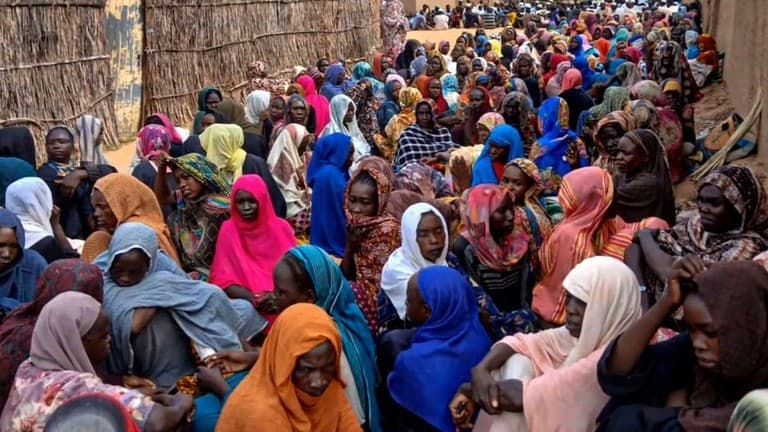 スーダンの病院でたくさんの人が殺される