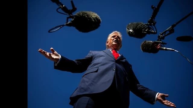 <span class="jlpt-n3" word="トランプ">トランプ</span><ruby ><rb><span class="jlpt-n3" word="大統領">大統領</span></rb><rt>だいとうりょう</rt></ruby><span class="" word="、">、</span><span class="" word="ニ">ニ</span><span class="" word="ュ">ュ</span><span class="" word="ー">ー</span><span class="" word="ヨ">ヨ</span><span class="" word="ー">ー</span><span class="" word="ク">ク</span><ruby ><rb><span class="unknown" word="市長">市長</span></rb><rt>しちょう</rt></ruby><ruby ><rb><span class="unknown" word="選">選</span></rb><rt>せん</rt></ruby><span class="" word="で">で</span><span class="" word="ク">ク</span><span class="" word="オ">オ</span><span class="" word="モ">モ</span><span class="jlpt-n1" word="さん">さん</span><span class="" word="に">に</span><ruby ><rb><span class="jlpt-n3" word="投票">投票</span></rb><rt>とうひょう</rt></ruby><span class="" word="を">を</span><span class="" word="よ">よ</span><span class="" word="び">び</span><span class="" word="か">か</span><span class="" word="け">け</span><span class="" word="る">る</span>