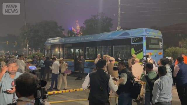 <span class="" word="イ">イ</span><span class="" word="ン">ン</span><span class="" word="ド">ド</span><span class="" word="で">で</span><ruby ><rb><span class="jlpt-n5" word="車">車</span></rb><rt>くるま</rt></ruby><span class="" word="が">が</span><ruby ><rb><span class="jlpt-n3" word="爆発">爆発</span></rb><rt>ばくはつ</rt></ruby><span class="" word="　">　</span><span class="" word="8">8</span><ruby ><rb><span class="jlpt-n5" word="人">人</span></rb><rt>にん</rt></ruby><ruby ><rb><span class="jlpt-n1" word="死">死</span></rb><rt>し</rt></ruby><span class="" word="ぼ">ぼ</span><span class="" word="う">う</span>