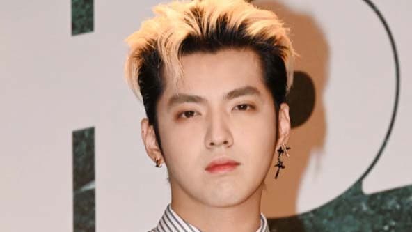 <span class="" word="Ｅ">Ｅ</span><span class="" word="Ｘ">Ｘ</span><span class="" word="Ｏ">Ｏ</span><ruby ><rb><span class="jlpt-n3" word="元">元</span></rb><rt>もと</rt></ruby><span class="jlpt-n3" word="メンバー">メンバー</span><span class="" word="・">・</span><span class="" word="ク">ク</span><span class="" word="リ">リ</span><span class="" word="ス">ス</span><span class="" word="に">に</span><ruby ><rb><span class="" word="関">関</span></rb><rt>かん</rt></ruby><span class="" word="す">す</span><span class="" word="る">る</span><ruby ><rb><span class="unknown" word="刑務所">刑務所</span></rb><rt>けいむしょ</rt></ruby><ruby ><rb><span class="jlpt-n3" word="内">内</span></rb><rt>ない</rt></ruby><ruby ><rb><span class="jlpt-n3" word="死亡">死亡</span><span class="jlpt-n3" word="説">説</span></rb><rt>しぼうせつ</rt></ruby><span class="" word="、">、</span><ruby ><rb><span class="unknown" word="中国">中国</span></rb><rt>ちゅうごく</rt></ruby><span class="" word="S">S</span><span class="" word="N">N</span><span class="" word="S">S</span><ruby ><rb><span class="jlpt-n5" word="上">上</span></rb><rt>じょう</rt></ruby><span class="" word="で">で</span><ruby ><rb><span class="jlpt-n1" word="拡散">拡散</span></rb><rt>かくさん</rt></ruby><span class="" word="―">―</span><span class="" word="―">―</span><ruby ><rb><span class="jlpt-n2" word="公式">公式</span></rb><rt>こうしき</rt></ruby><span class="" word="な">な</span><ruby ><rb><span class="jlpt-n3" word="確認">確認</span></rb><rt>かくにん</rt></ruby><span class="" word="な">な</span><span class="" word="く">く</span><ruby ><rb><span class="unknown" word="憶測">憶測</span></rb><rt>おくそく</rt></ruby><span class="" word="が">が</span><ruby ><rb><span class="" word="飛">飛</span></rb><rt>と</rt></ruby><span class="" word="び">び</span><ruby ><rb><span class="" word="交">交</span></rb><rt>か</rt></ruby><span class="" word="う">う</span><ruby ><rb><span class="jlpt-n3" word="状況">状況</span></rb><rt>じょうきょう</rt></ruby><span class="" word="に">に</span>