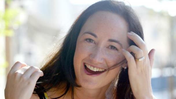 <span class="" word="イ">イ</span><span class="" word="ギ">ギ</span><span class="" word="リ">リ</span><span class="" word="ス">ス</span><span class="" word="の">の</span><ruby ><rb><span class="jlpt-n3" word="作家">作家</span></rb><rt>さっか</rt></ruby><span class="" word="ソ">ソ</span><span class="" word="フ">フ</span><span class="" word="ィ">ィ</span><span class="" word="ー">ー</span><span class="" word="・">・</span><span class="" word="キ">キ</span><span class="" word="ン">ン</span><span class="" word="セ">セ</span><span class="" word="ラ">ラ</span><span class="jlpt-n1" word="さん">さん</span><span class="" word="が">が</span><ruby ><rb><span class="" word="亡">亡</span></rb><rt>な</rt></ruby><span class="" word="く">く</span><span class="" word="な">な</span><span class="" word="り">り</span><span class="" word="ま">ま</span><span class="" word="し">し</span><span class="" word="た">た</span>