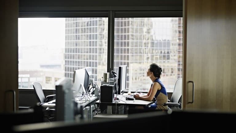 アメリカの会社で女性の地位が下がるかもしれないという報告