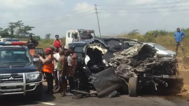 <span class="" word="イ">イ</span><span class="" word="ギ">ギ</span><span class="" word="リ">リ</span><span class="" word="ス">ス</span><span class="" word="の">の</span><ruby ><rb><span class="jlpt-n3" word="元">元</span></rb><rt>もと</rt></ruby><span class="" word="ボ">ボ</span><span class="" word="ク">ク</span><span class="" word="シ">シ</span><span class="" word="ン">ン</span><span class="" word="グ">グ</span><span class="" word="チ">チ</span><span class="" word="ャ">ャ</span><span class="" word="ン">ン</span><span class="" word="ピ">ピ</span><span class="" word="オ">オ</span><span class="" word="ン">ン</span><span class="" word="、">、</span><span class="" word="ナ">ナ</span><span class="" word="イ">イ</span><span class="" word="ジ">ジ</span><span class="" word="ェ">ェ</span><span class="" word="リ">リ</span><span class="" word="ア">ア</span><span class="" word="で">で</span><ruby ><rb><span class="jlpt-n5" word="車">車</span></rb><rt>くるま</rt></ruby><span class="" word="の">の</span><ruby ><rb><span class="jlpt-n4" word="事故">事故</span></rb><rt>じこ</rt></ruby><span class="" word="に">に</span><span class="" word="あ">あ</span><span class="" word="う">う</span>