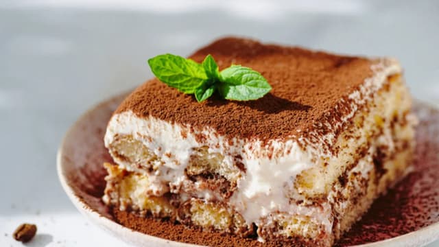 <ruby ><rb><span class="jlpt-n3" word="海外">海外</span></rb><rt>かいがい</rt></ruby><span class="" word="で">で</span><ruby ><rb><span class="" word="食">食</span></rb><rt>た</rt></ruby><span class="" word="べ">べ</span><span class="" word="た">た</span><span class="" word="い">い</span><span class="" word="ス">ス</span><span class="" word="イ">イ</span><span class="" word="ー">ー</span><span class="" word="ツ">ツ</span><span class="" word="の">の</span><ruby ><rb><span class="jlpt-n5" word="国">国</span></rb><rt>くに</rt></ruby><ruby ><rb><span class="" word="ラ">ラ</span><span class="" word="ン">ン</span><span class="" word="キ">キ</span><span class="" word="ン">ン</span><span class="" word="グ">グ</span></rb><rt>らんきんぐ</rt></ruby>