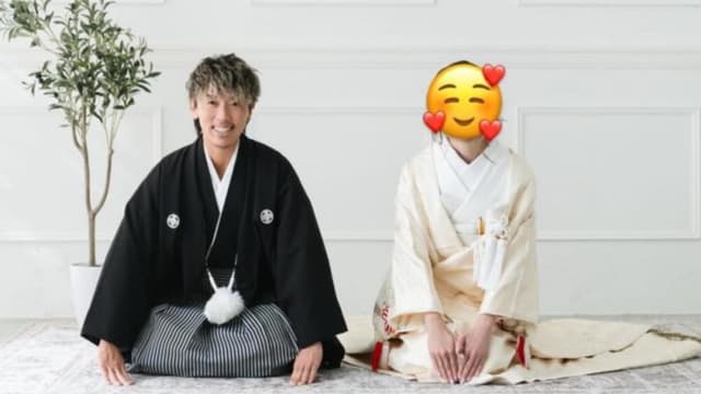 <ruby ><rb><span class="jlpt-n3" word="元">元</span></rb><rt>もと</rt></ruby><span class="" word="サ">サ</span><span class="" word="ッ">ッ</span><span class="" word="カ">カ</span><span class="" word="ー">ー</span><span class="" word="せ">せ</span><span class="" word="ん">ん</span><span class="jlpt-n1" word="し">し</span><span class="" word="ゅ">ゅ</span><span class="" word="の">の</span><ruby ><rb><span class="unknown" word="山崎">山崎</span></rb><rt>やまざき</rt></ruby><span class="jlpt-n1" word="さん">さん</span><span class="" word="、">、</span><ruby ><rb><span class="jlpt-n5" word="男">男</span></rb><rt>おとこ</rt></ruby><span class="" word="の">の</span><ruby ><rb><span class="jlpt-n5" word="人">人</span></rb><rt>ひと</rt></ruby><span class="" word="に">に</span><span class="" word="な">な</span><span class="" word="っ">っ</span><span class="" word="て">て</span><span class="" word="け">け</span><span class="" word="っ">っ</span><span class="" word="こ">こ</span><span class="" word="ん">ん</span><span class="" word="し">し</span><span class="" word="ま">ま</span><span class="" word="し">し</span><span class="" word="た">た</span>