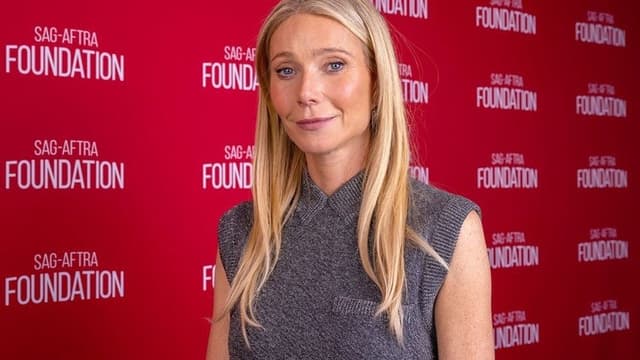 <span class="" word="グ">グ</span><span class="" word="ウ">ウ</span><span class="" word="ィ">ィ</span><span class="" word="ネ">ネ</span><span class="" word="ス">ス</span><span class="" word="・">・</span><span class="" word="パ">パ</span><span class="" word="ル">ル</span><span class="" word="ト">ト</span><span class="" word="ロ">ロ</span><span class="" word="ー">ー</span><span class="jlpt-n1" word="さん">さん</span><span class="" word="、">、</span><ruby ><rb><span class="jlpt-n3" word="離婚">離婚</span></rb><rt>りこん</rt></ruby><span class="" word="の">の</span><span class="" word="あ">あ</span><span class="" word="と">と</span><span class="" word="で">で</span><ruby ><rb><span class="jlpt-n5" word="映画">映画</span></rb><rt>えいが</rt></ruby><span class="" word="の">の</span><ruby ><rb><span class="jlpt-n5" word="仕事">仕事</span></rb><rt>しごと</rt></ruby><span class="" word="を">を</span><span class="" word="な">な</span><span class="" word="く">く</span><span class="" word="す">す</span>