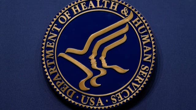 <ruby ><rb><span class="unknown" word="米国">米国</span></rb><rt>べいこく</rt></ruby><ruby ><rb><span class="unknown" word="厚生省">厚生省</span></rb><rt>こうせいしょう</rt></ruby><span class="" word="、">、</span><ruby ><rb><span class="jlpt-n1" word="携帯">携帯</span><span class="jlpt-n5" word="電話">電話</span></rb><rt>けいたいでんわ</rt></ruby><span class="" word="の">の</span><ruby ><rb><span class="unknown" word="電磁波">電磁波</span></rb><rt>でんじは</rt></ruby><span class="" word="に">に</span><span class="" word="よ">よ</span><span class="" word="る">る</span><ruby ><rb><span class="jlpt-n3" word="健康">健康</span></rb><rt>けんこう</rt></ruby><span class="" word="リ">リ</span><span class="" word="ス">ス</span><span class="" word="ク">ク</span><span class="" word="を">を</span><ruby ><rb><span class="" word="巡">巡</span></rb><rt>めぐ</rt></ruby><span class="" word="る">る</span><ruby ><rb><span class="jlpt-n1" word="本格">本格</span><span class="jlpt-n1" word="的">的</span></rb><rt>ほんかくてき</rt></ruby><ruby ><rb><span class="jlpt-n3" word="調査">調査</span></rb><rt>ちょうさ</rt></ruby><span class="" word="を">を</span><ruby ><rb><span class="jlpt-n3" word="開始">開始</span></rb><rt>かいし</rt></ruby>