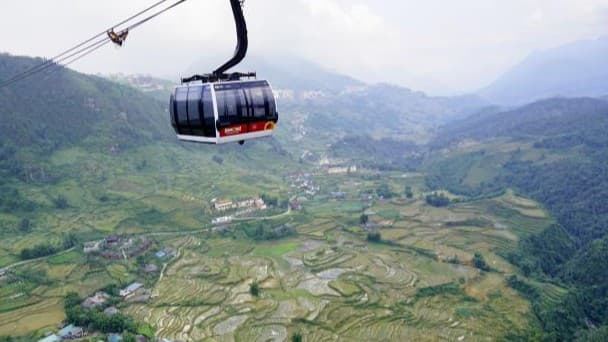 <ruby ><rb><span class="jlpt-n4" word="世界">世界</span></rb><rt>せかい</rt></ruby><ruby ><rb><span class="unknown" word="最長">最長</span></rb><rt>さいちょう</rt></ruby><span class="" word="の">の</span><ruby ><rb><span class="unknown" word="高低">高低</span><span class="jlpt-n3" word="差">差</span></rb><rt>こうていさ</rt></ruby><span class="" word="を">を</span><ruby ><rb><span class="" word="誇">誇</span></rb><rt>ほこ</rt></ruby><span class="" word="る">る</span><span class="" word="ロ">ロ</span><span class="" word="ー">ー</span><span class="" word="プ">プ</span><span class="" word="ウ">ウ</span><span class="" word="ェ">ェ</span><span class="" word="ー">ー</span><span class="" word="で">で</span><ruby ><rb><span class="jlpt-n1" word="気軽">気軽</span></rb><rt>きがる</rt></ruby><span class="" word="に">に</span><ruby ><rb><span class="jlpt-n1" word="到達">到達</span></rb><rt>とうたつ</rt></ruby><ruby ><rb><span class="jlpt-n3" word="可能">可能</span></rb><rt>かのう</rt></ruby><span class="" word="と">と</span><span class="" word="な">な</span><span class="" word="っ">っ</span><span class="" word="た">た</span><span class="" word="ベ">ベ</span><span class="" word="ト">ト</span><span class="" word="ナ">ナ</span><span class="" word="ム">ム</span><ruby ><rb><span class="unknown" word="最高峰">最高峰</span></rb><rt>さいこうほう</rt></ruby><span class="" word="フ">フ</span><span class="" word="ァ">ァ</span><span class="" word="ン">ン</span><span class="" word="シ">シ</span><span class="" word="パ">パ</span><span class="" word="ン">ン</span><ruby ><rb><span class="jlpt-n5" word="山">山</span></rb><rt>さん</rt></ruby>