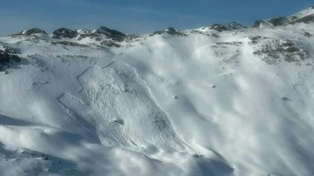 <span class="" word="オ">オ</span><span class="" word="ー">ー</span><span class="" word="ス">ス</span><span class="" word="ト">ト</span><span class="" word="リ">リ</span><span class="" word="ア">ア</span><span class="" word="で">で</span><ruby ><rb><span class="jlpt-n5" word="雪">雪</span></rb><rt>ゆき</rt></ruby><span class="" word="が">が</span><span class="jlpt-n5" word="たくさん">たくさん</span><span class="" word="ふ">ふ</span><span class="" word="り">り</span><span class="" word="、">、</span><ruby ><rb><span class="" word="雪">雪</span></rb><rt>ゆき</rt></ruby><span class="" word="の">の</span><span class="" word="な">な</span><span class="" word="だ">だ</span><span class="" word="れ">れ</span><span class="" word="で">で</span><span class="" word="8">8</span><ruby ><rb><span class="jlpt-n5" word="人">人</span></rb><rt>にん</rt></ruby><span class="" word="が">が</span><ruby ><rb><span class="" word="亡">亡</span></rb><rt>な</rt></ruby><span class="" word="く">く</span><span class="" word="な">な</span><span class="" word="り">り</span><span class="" word="ま">ま</span><span class="" word="し">し</span><span class="" word="た">た</span>