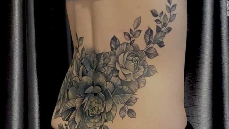 二十年越しの旅先タトゥー、カバーアップに至る自己再生の記録