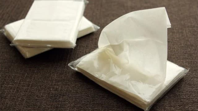 洗濯物にティッシュがついたときの4つのきれいにする方法