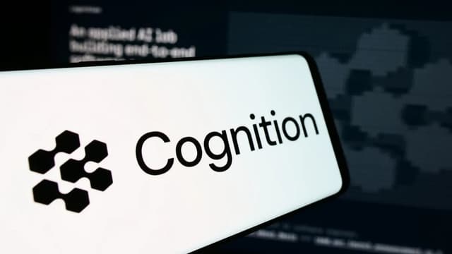 <ruby><rb><span class="unknown" word="生成">生成</span></rb><rt>せいせい</rt></ruby><span class="" word="A">A</span><span class="" word="I">I</span><span class="jlpt-n1" word="ブーム">ブーム</span><span class="" word="で">で</span><ruby><rb><span class="" word="若">若</span></rb><rt>わか</rt></ruby><span class="" word="き">き</span><span class="jlpt-n2" word="スタート">スタート</span><span class="jlpt-n1" word="アップ">アップ</span><ruby><rb><span class="unknown" word="創業">創業</span><span class="jlpt-n3" word="者">者</span></rb><rt>そうぎょうしゃ</rt></ruby><span class="" word="が">が</span><ruby><rb><span class="jlpt-n3" word="資本">資本</span><span class="jlpt-n5" word="家">家</span></rb><rt>しほんか</rt></ruby><span class="" word="へ">へ</span>