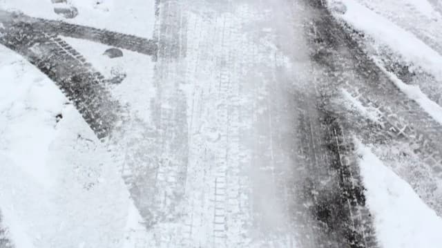 雪の日はすべらないように気をつけましょう