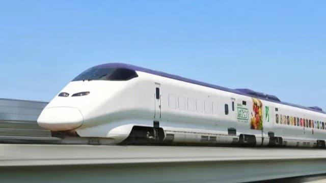 <ruby ><rb><span class="jlpt-n1" word="初">初</span></rb><rt>はつ</rt></ruby><span class="" word="の">の</span><span class="" word="「">「</span><ruby ><rb><span class="jlpt-n3" word="座席">座席</span></rb><rt>ざせき</rt></ruby><span class="" word="な">な</span><span class="" word="し">し</span><span class="" word="」">」</span><ruby ><rb><span class="jlpt-n2" word="新幹線">新幹線</span></rb><rt>しんかんせん</rt></ruby><span class="" word="が">が</span><ruby ><rb><span class="jlpt-n2" word="登場">登場</span></rb><rt>とうじょう</rt></ruby>