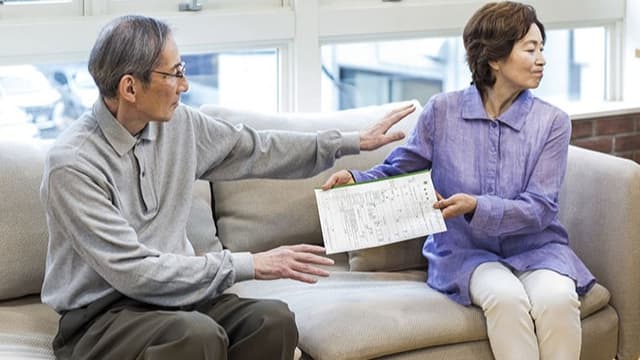 <ruby ><rb><span class="jlpt-n3" word="日本">日本</span></rb><rt>にほん</rt></ruby><span class="" word="で">で</span><ruby ><rb><span class="jlpt-n3" word="増加">増加</span></rb><rt>ぞうか</rt></ruby><span class="" word="す">す</span><span class="" word="る">る</span><span class="" word="「">「</span><span class="" word="{">{</span><span class="unknown" word="熟年">熟年</span><span class="jlpt-n3" word="離婚">離婚</span><span class="" word=";">;</span><span class="" word="じ">じ</span><span class="" word="ゅ">ゅ</span><span class="" word="く">く</span><span class="" word="ね">ね</span><span class="" word="ん">ん</span><span class="" word="り">り</span><span class="" word="こ">こ</span><span class="" word="ん">ん</span><span class="" word="」">」</span>