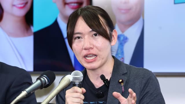 <span class="" word="A">A</span><span class="" word="I">I</span><span class="" word="と">と</span><ruby><rb><span class="jlpt-n3" word="日本">日本</span></rb><rt>にほん</rt></ruby><span class="" word="の">の</span><ruby><rb><span class="jlpt-n5" word="仕事">仕事</span></rb><rt>しごと</rt></ruby><span class="" word="の">の</span><span class="jlpt-n4" word="これから">これから</span>