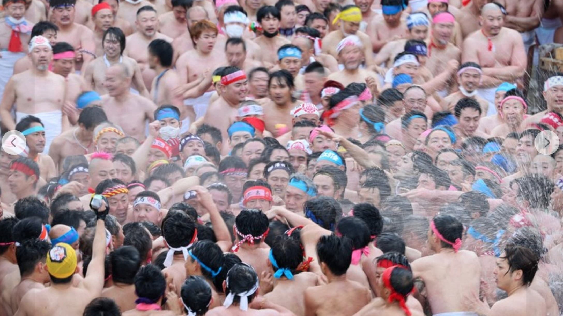 国府宮はだか祭：たくさんの男の人があつまる大きな祭り