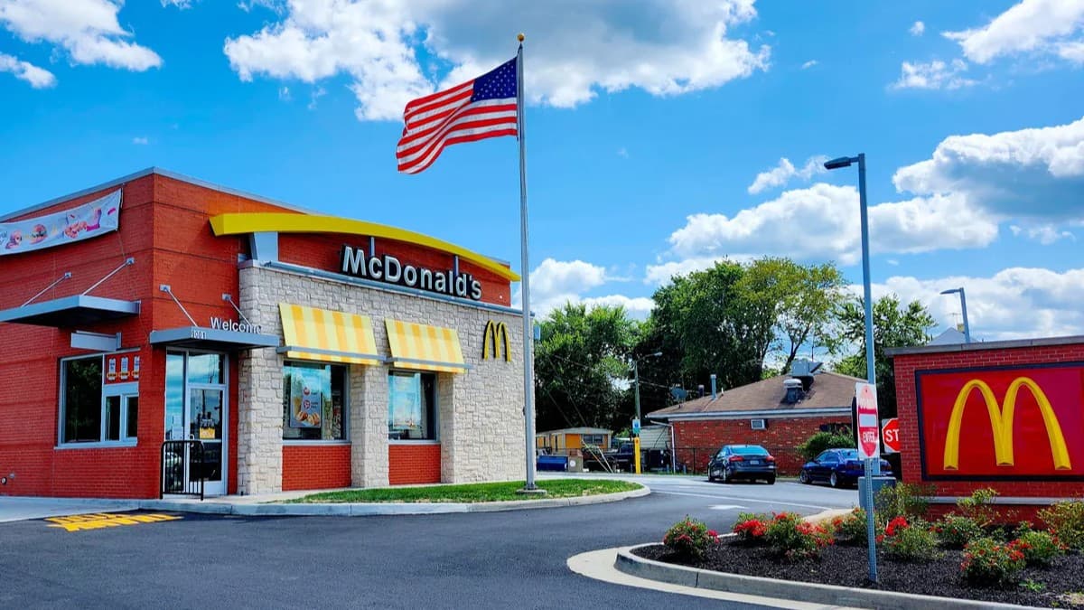 アメリカのマクドナルド、新しい「3ドルメニュー」を始める