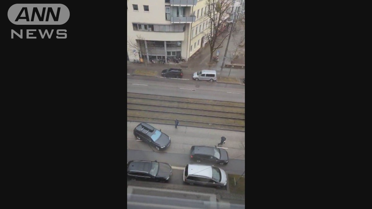 独ミュンヘンで労働組合のデモ隊に車突っ込む　約20人負傷