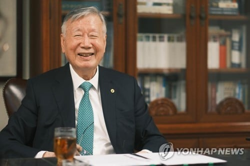 韓国・富栄グループ　子ども生まれた社員に１千万円支給