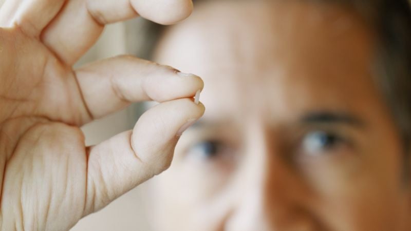 人間の脳には「スプーン１本分」のナノプラスチック、脳の重量の０．５％相当　新研究