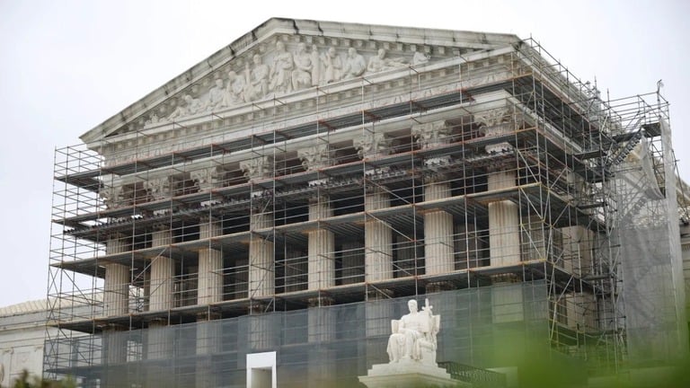 米国の裁判所、移民の送還を一時止める