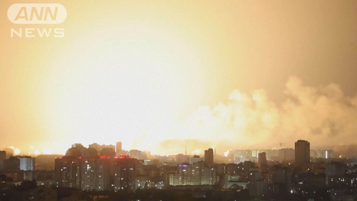 アメリカで大きな山火事　5000人がにげます