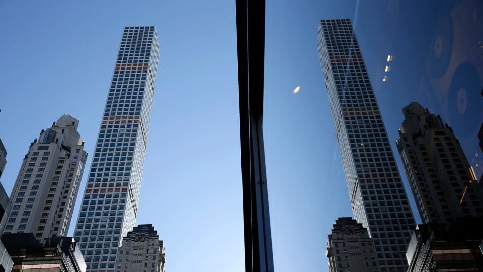 ニューヨークの高いマンションにたくさんのひび、住人が会社をうったえる