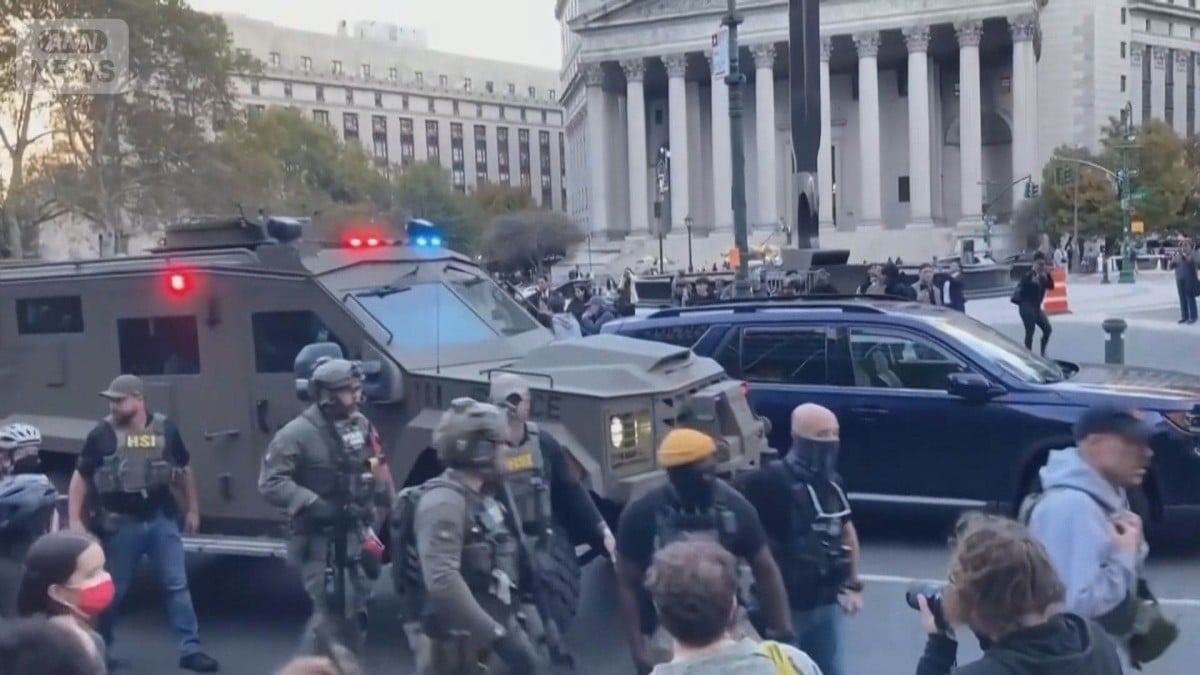 ニューヨークのチャイナタウンで13人が逮捕されました