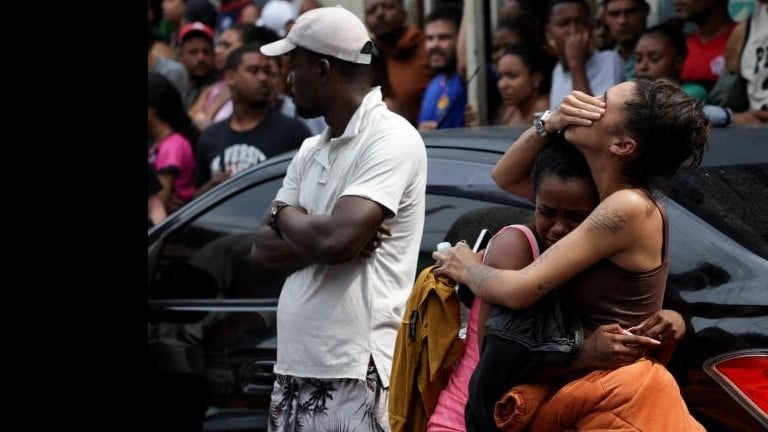 リオデジャネイロにおける犯罪組織掃討作戦、死者数120人超――過去最悪の事態に発展