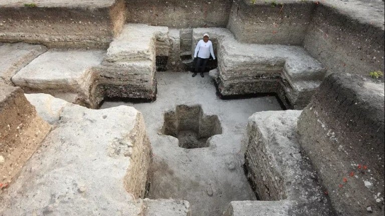 最古で最大のマヤ遺跡「アグアダ・フェニックス」と宇宙の考え方