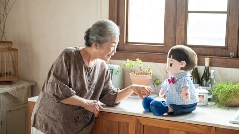 韓国における高齢者ケアの新潮流――AI搭載人形がもたらす癒やしと課題