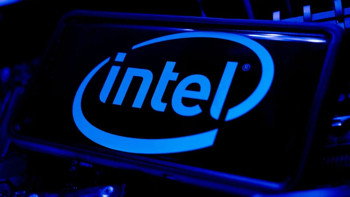 インテルの株価が大きく下がる