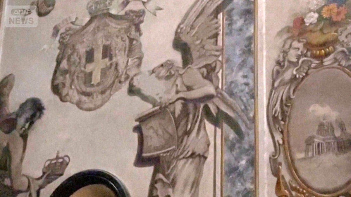 イタリアの教会の絵、天使の顔が白くなりました