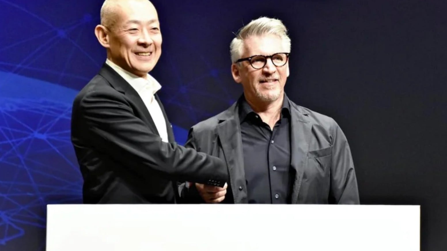 PayPay、アメリカの会社の市場に行きます